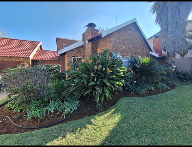 4 BEDROOM HOUSE FOR SALE IN JORDAAN PARK